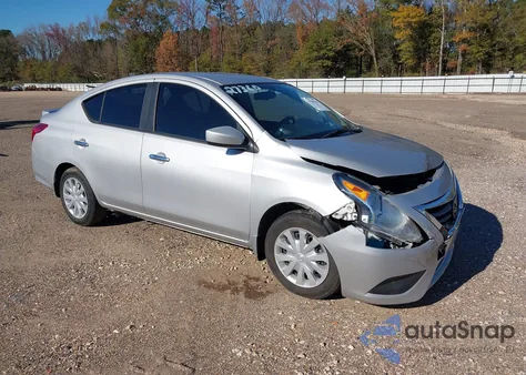 2017 Nissan Versa 1.6 Sv z USA, uszkodzony, nr VIN 3N1CN7AP8HL820525